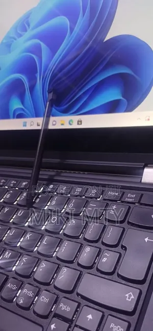 New Laptop Lenovo ThinkPad Yoga 16GB Intel Core i5 SSD 512GB