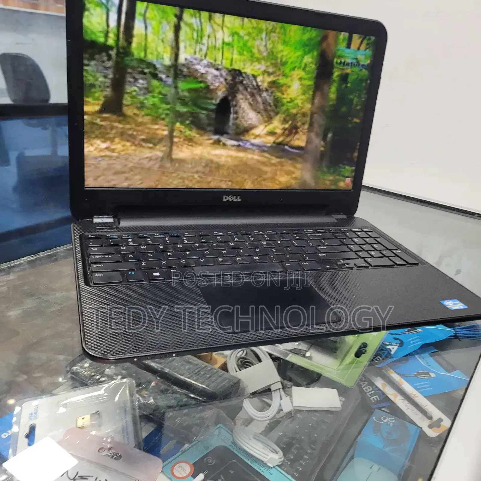 Laptop Dell Inspiron 15 4GB Intel Core i3 HDD 500GB