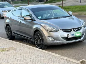 Hyundai Avante 2012 Gray
