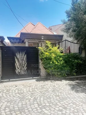 Furnished 2bdrm Villa in ሰሚት አካባቢ, Yeka for sale
