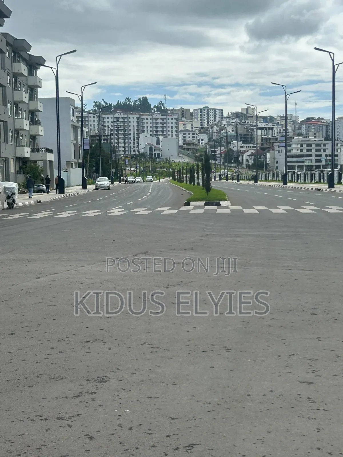 5bdrm House in የግል, Bole for sale