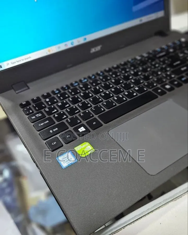 New Laptop Acer 8GB Intel Core i5 HDD 1T