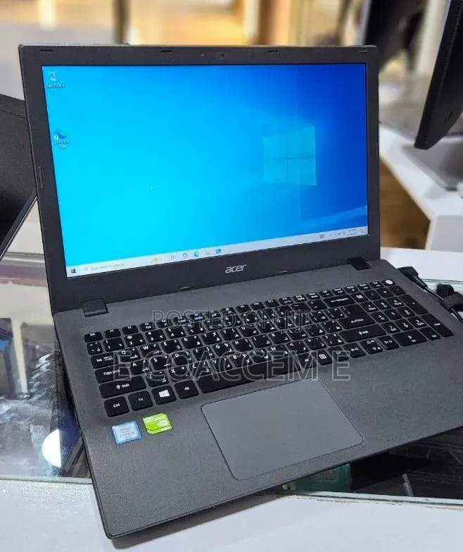 New Laptop Acer 8GB Intel Core i5 HDD 1T