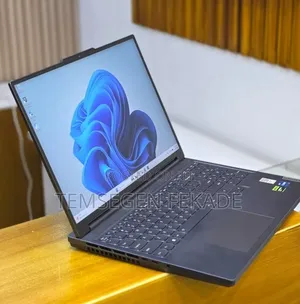 New Laptop Lenovo Legion 5 16GB Intel Core i7 SSD 1T