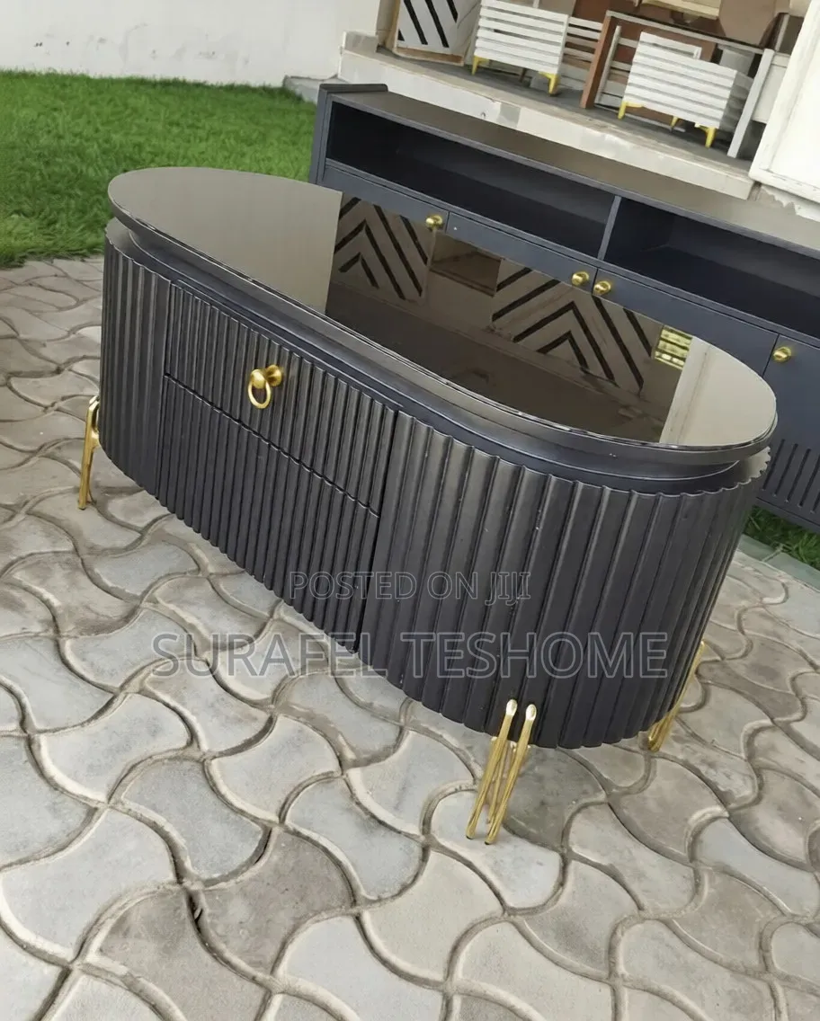ወሳኝ የመሀል ጠረጴዛዎች | Center Tables | ኢፖክሲ የሶፋ ቴብሎች