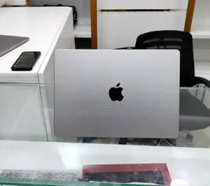 New Laptop Apple MacBook Pro M1 16GB Apple M1 Pro SSD 512GB