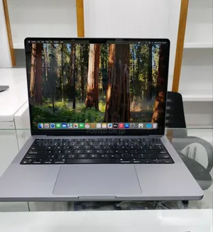 New Laptop Apple MacBook Pro M1 16GB Apple M1 Pro SSD 512GB