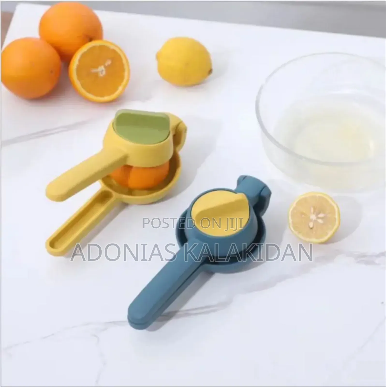 Manual Squeeze Twist Hand Juicer