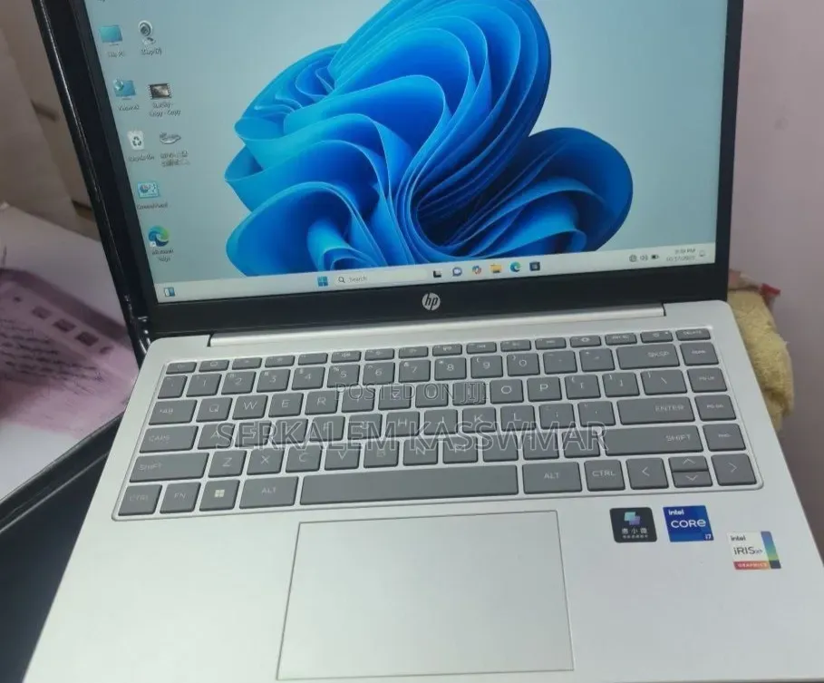 New Laptop HP Stream Notebook 16GB Intel Core i7 SSD 1T