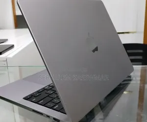 New Laptop Apple MacBook Pro M1 16GB Apple M1 SSD 512GB