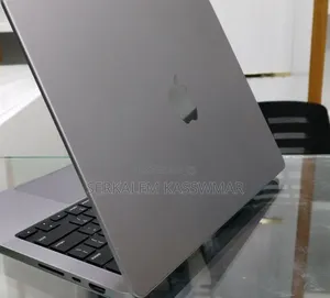 New Laptop Apple MacBook Pro M1 16GB Apple M1 SSD 512GB