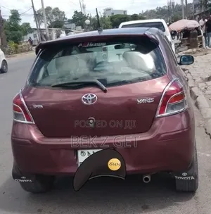 Toyota Yaris 2010 Burgundy