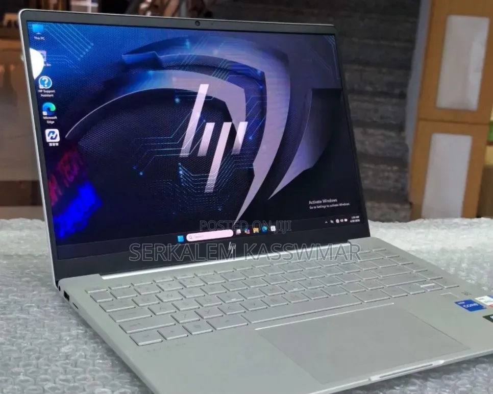 New Laptop HP Pavilion 14 16GB Intel Core i7 SSD 1T