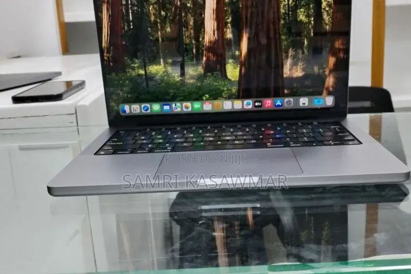 New Laptop Apple MacBook Pro 2021 M1 16GB Apple M1 SSD 512GB