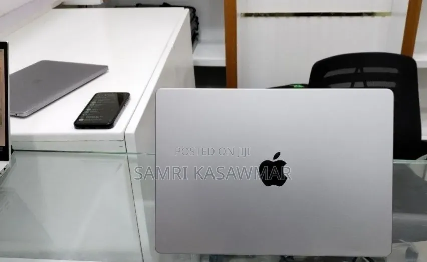 New Laptop Apple MacBook Pro 2021 M1 16GB Apple M1 SSD 512GB