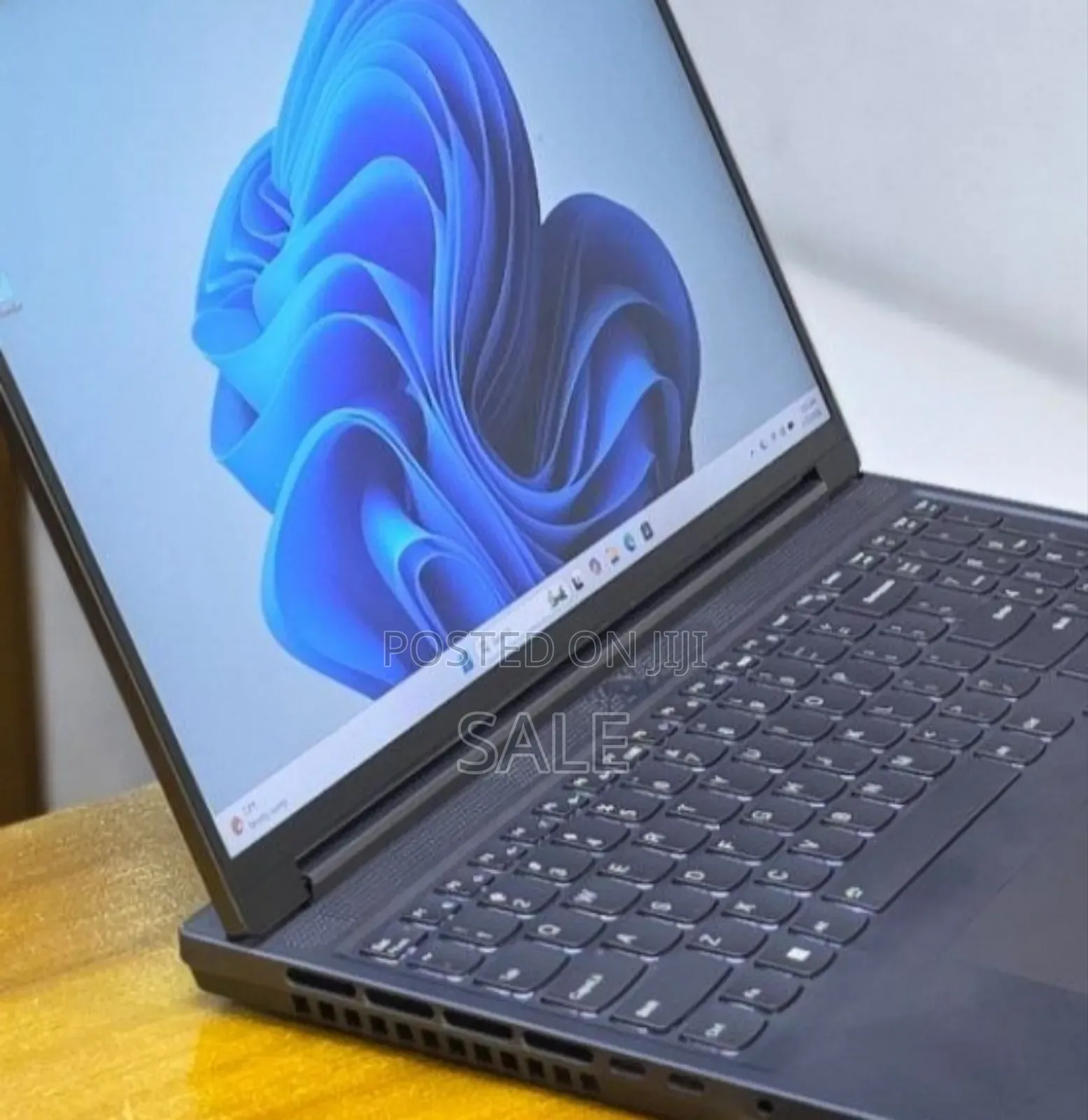 New Laptop Lenovo Legion 5 16GB Intel Core i7 SSD 1T