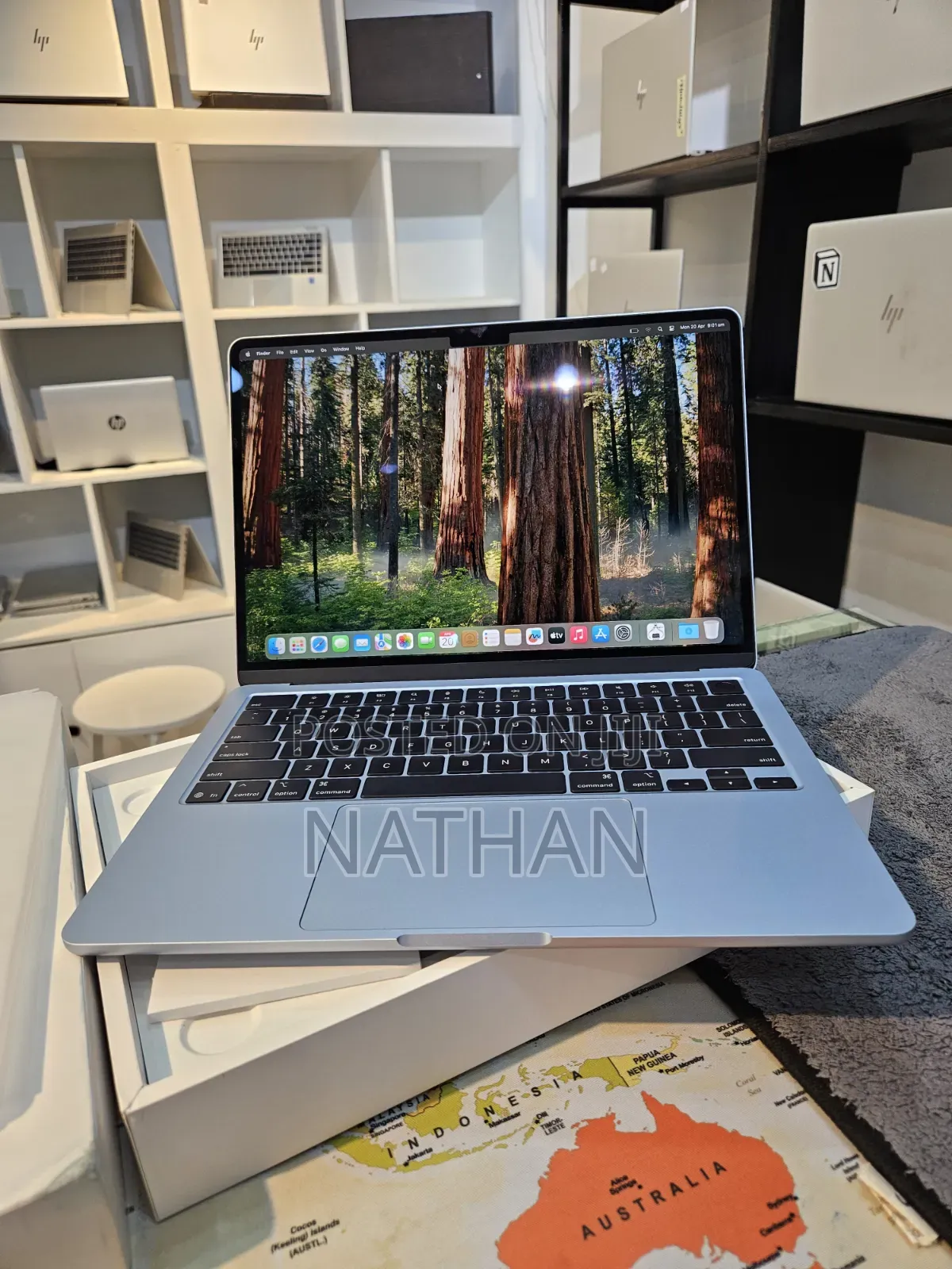 New Laptop Apple MacBook Air 2025 M4 13-inch 16GB Apple M4 SSD 1T