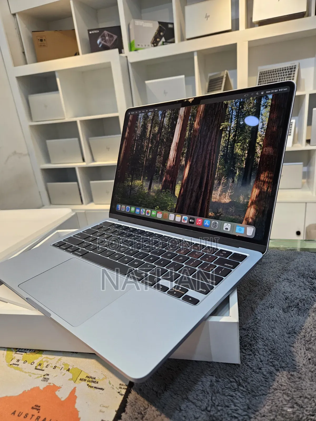 New Laptop Apple MacBook Air 2025 M4 13-inch 16GB Apple M4 SSD 1T