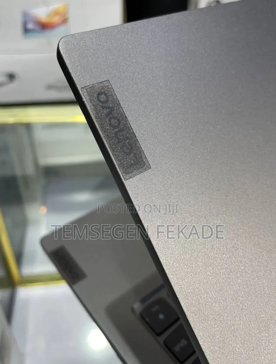 New Laptop Lenovo ThinkBook 13 16GB Intel Core i5 SSD 512GB