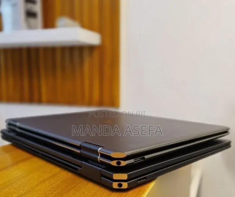 New Laptop HP Spectre 16GB Intel Core i7 SSD 1T