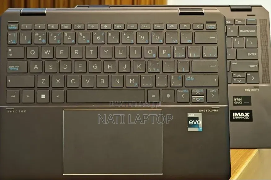 New Laptop HP Spectra 13 16GB Intel Core i7 SSD 1T