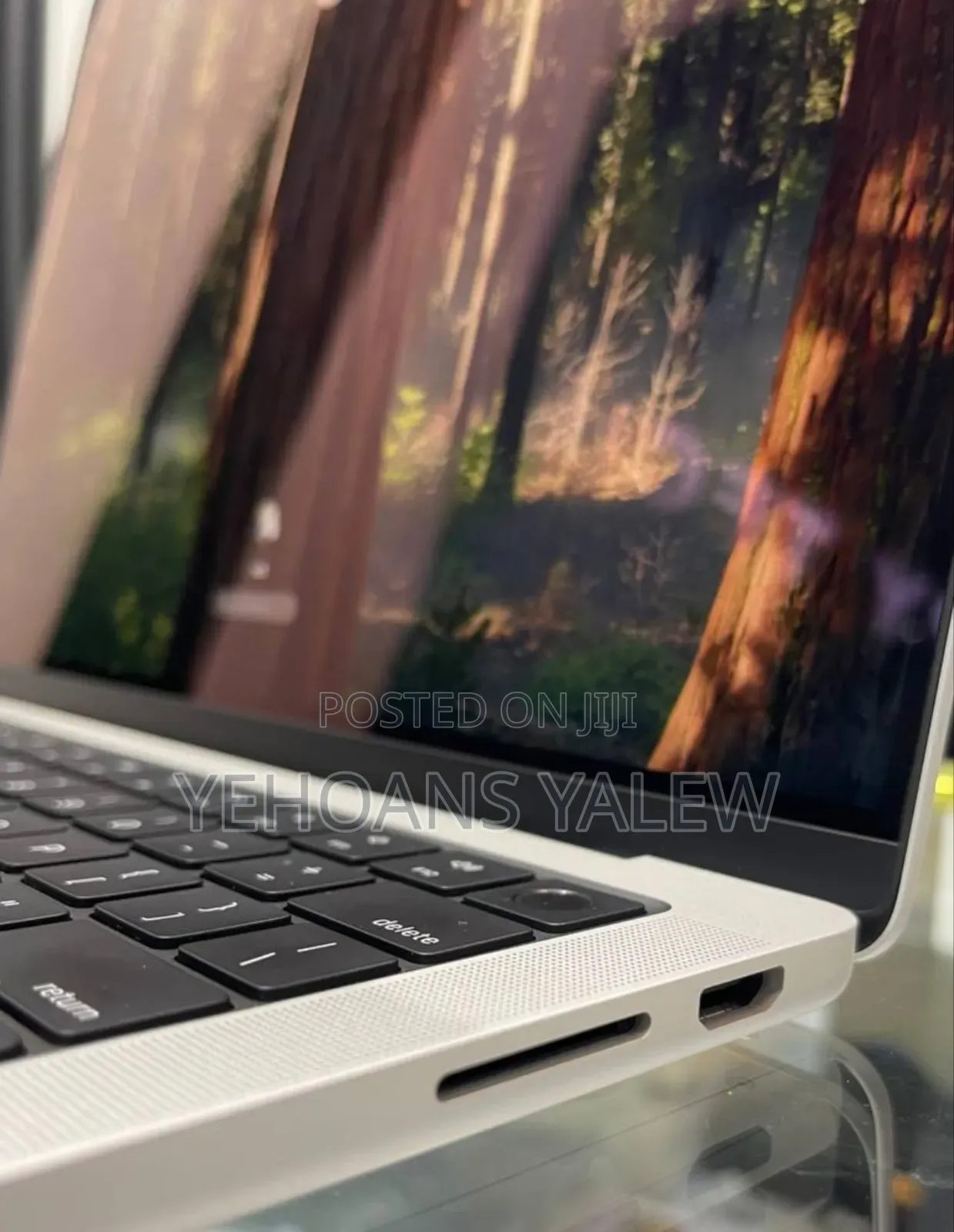 New Laptop Apple MacBook Pro 2023 M3 14-inch 8GB Apple M3 Pro SSD 512GB