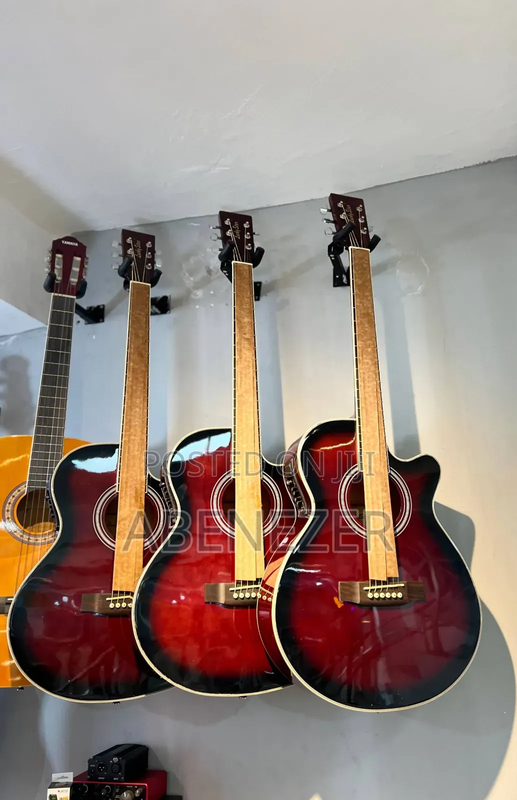 Lucky Star Guitar