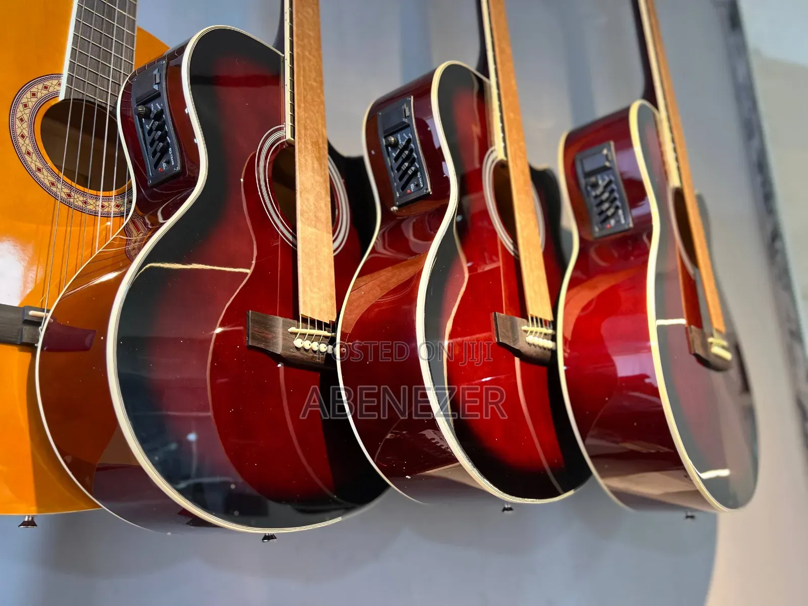 Lucky Star Guitar