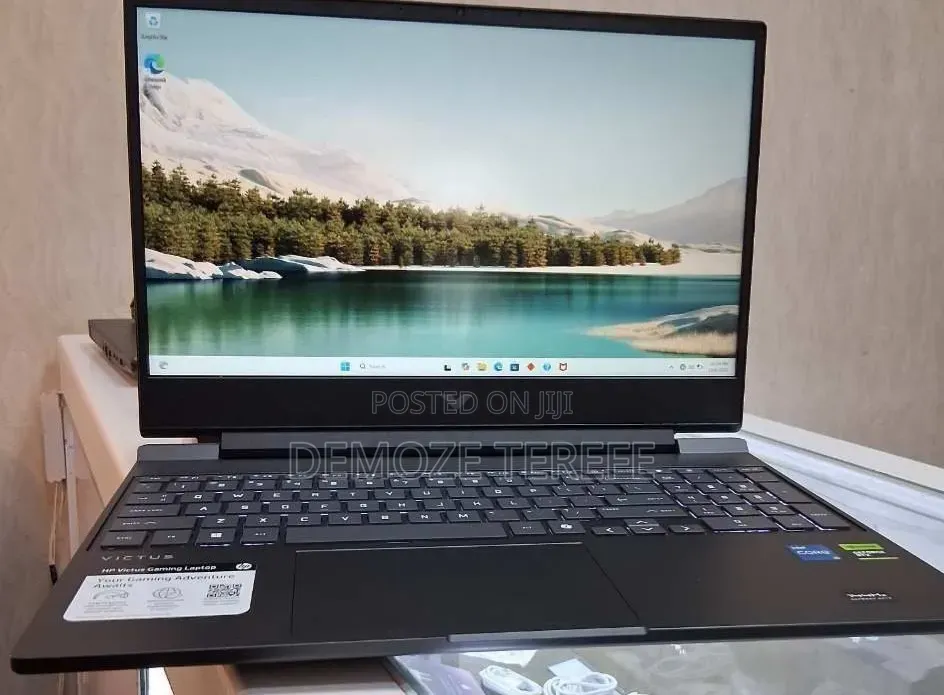 New Laptop HP Victus 15 16GB Intel Core i7 SSD 1T