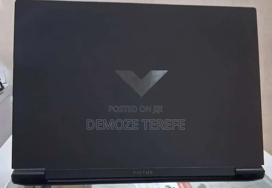 New Laptop HP Victus 15 16GB Intel Core i7 SSD 1T