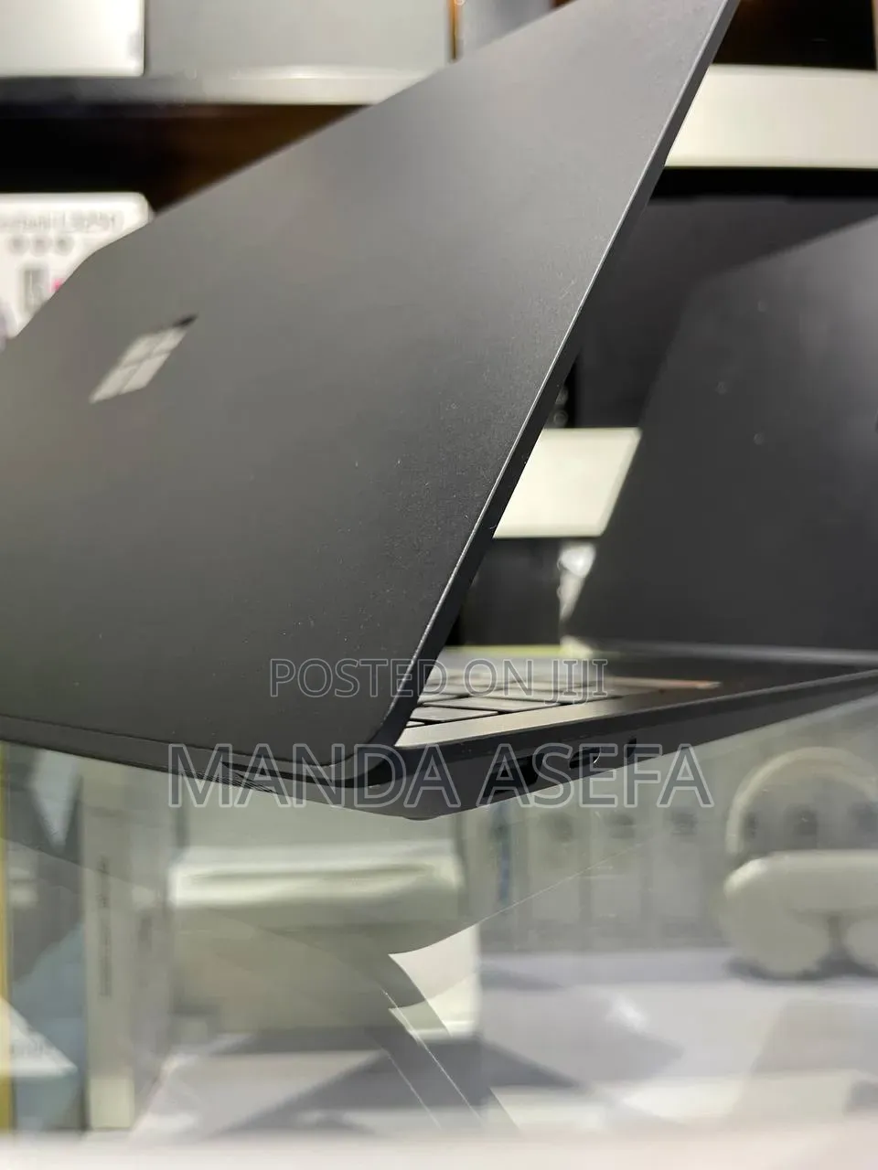 New Laptop Microsoft Surface 16GB Intel Core i7 SSD 512GB