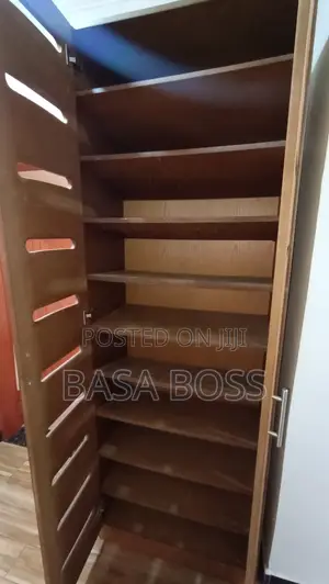 Tall Shoes Cabinet With Door