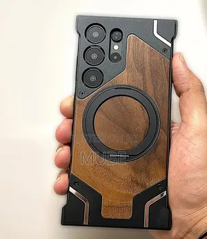 Premium Walnut Wood Armor Case – S24 Ultra