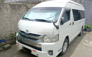 Toyota HiAce 2008 White