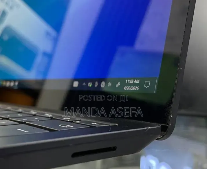 New Laptop Microsoft Surface 16GB Intel Core i7 SSD 512GB