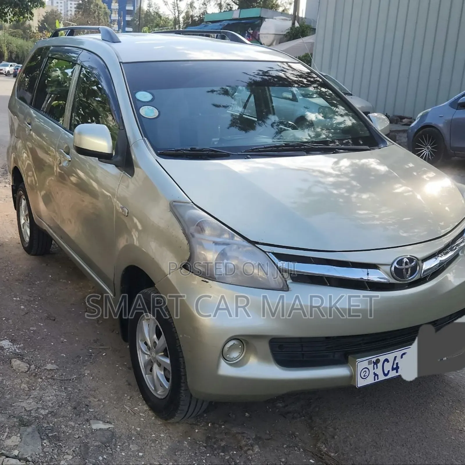 Toyota Avanza 2016 Gold