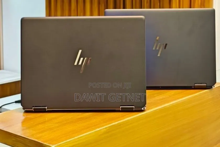 New Laptop HP Spectre 16GB Intel Core i7 SSD 1T
