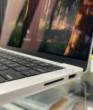 New Laptop Apple MacBook Pro 2023 M3 Pro 14-inch 8GB Apple M3 SSD 512GB