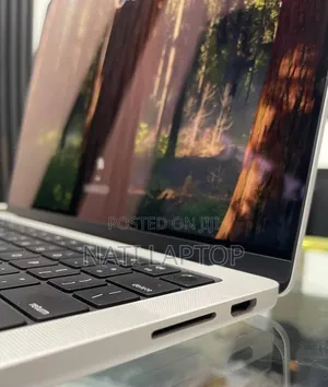 New Laptop Apple MacBook Pro 2023 M3 14-inch 8GB Apple M3 Pro SSD 512GB