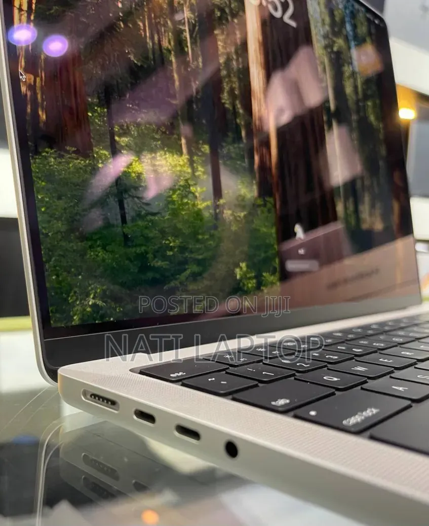 New Laptop Apple MacBook Pro 2023 M3 14-inch 8GB Apple M3 Pro SSD 512GB