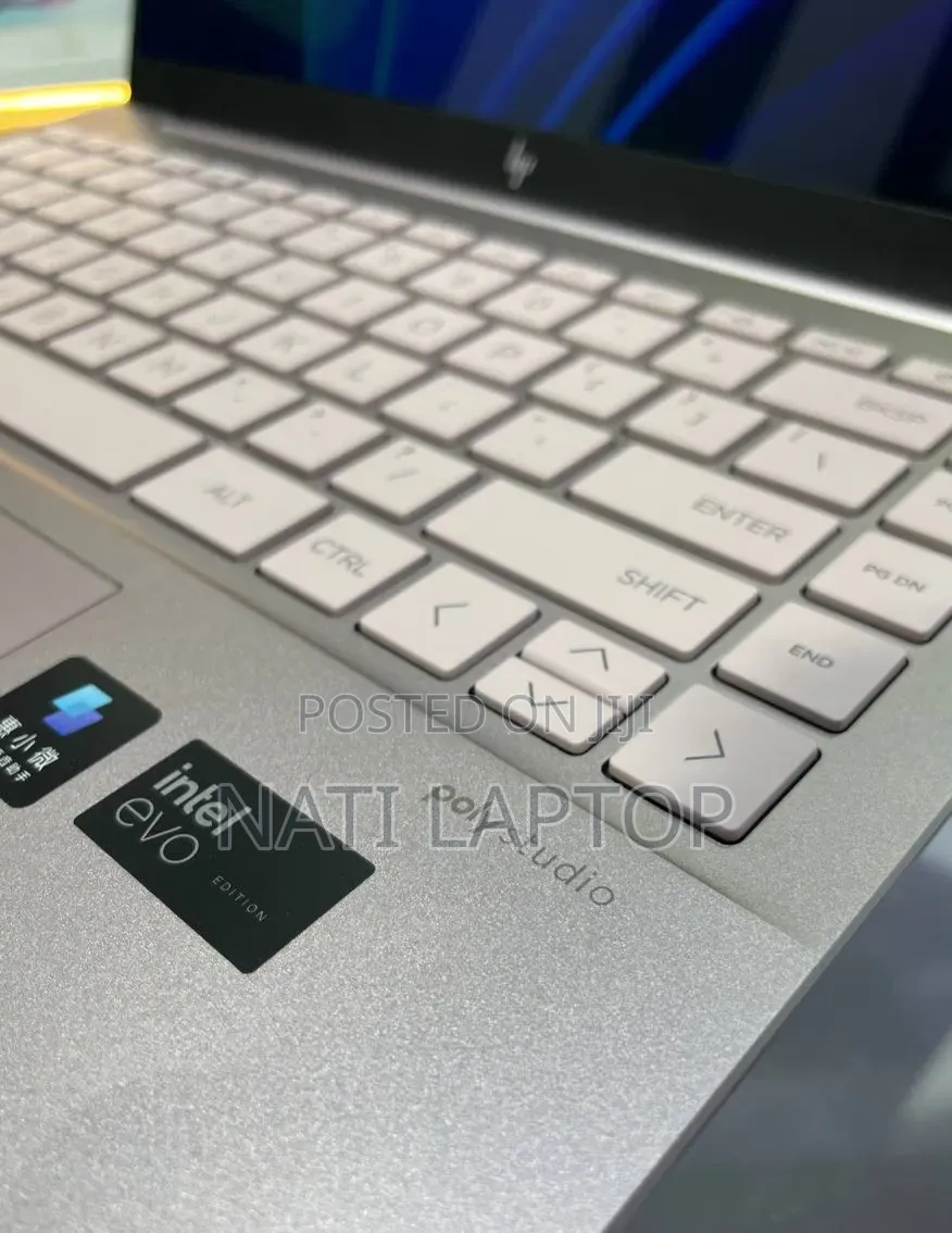 New Laptop HP Pavilion 14 32GB Intel Core Ultra 7 SSD 512GB