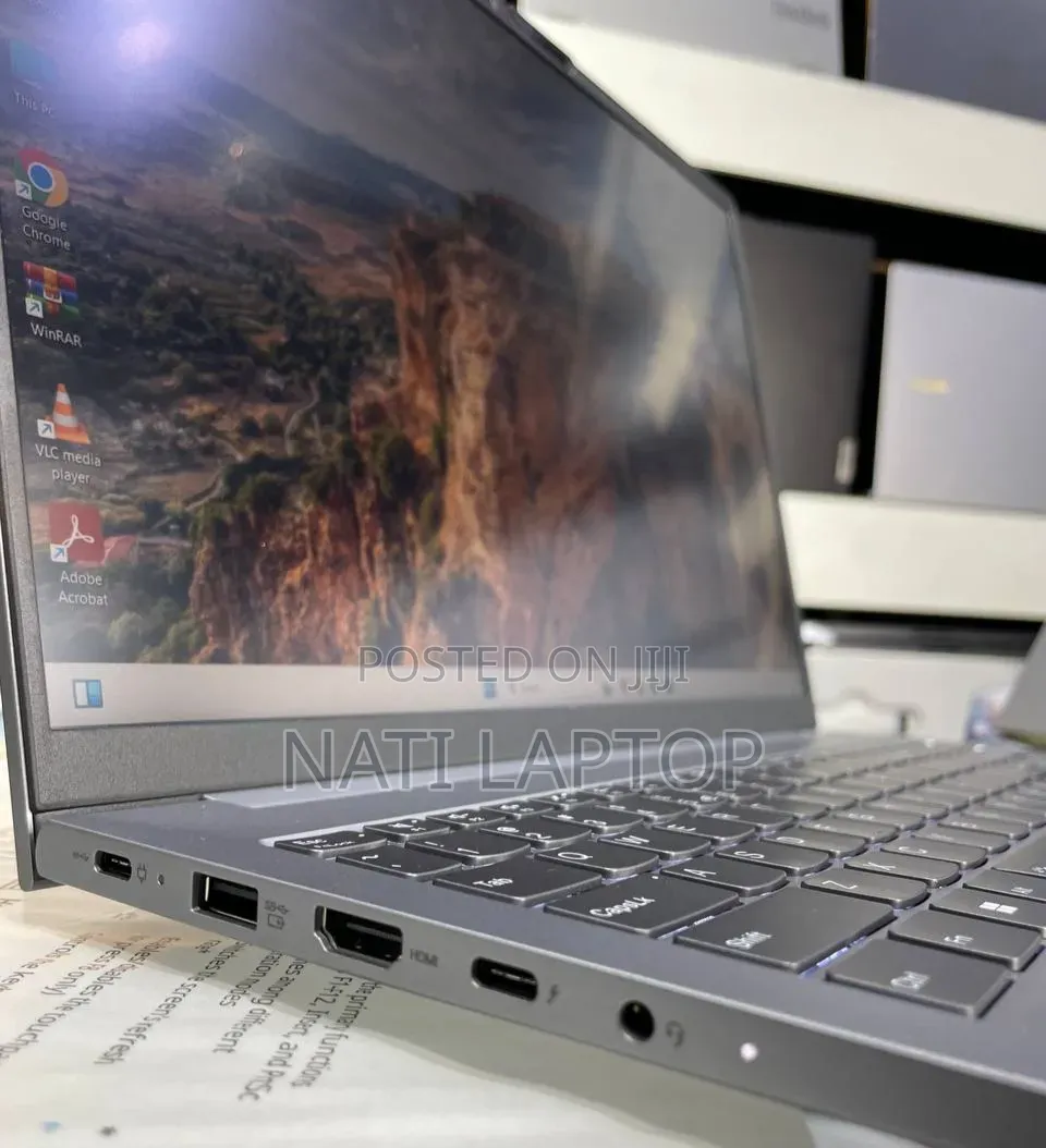 New Laptop Lenovo 16GB Intel Core Ultra 5 SSD 512GB