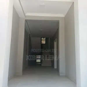 Furnished 3bdrm Apartment in ሜትሮ ሪል እስቴት Metro, Bole for sale