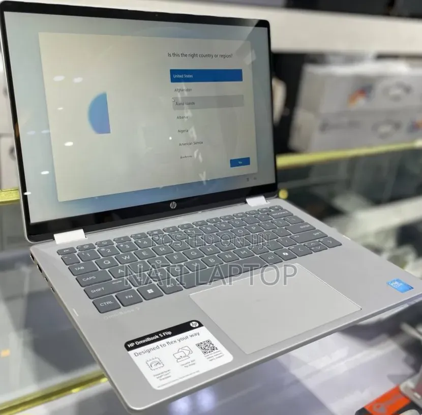 New Laptop HP OmniBook 5 14" 16GB Intel Core 7 SSD 512GB