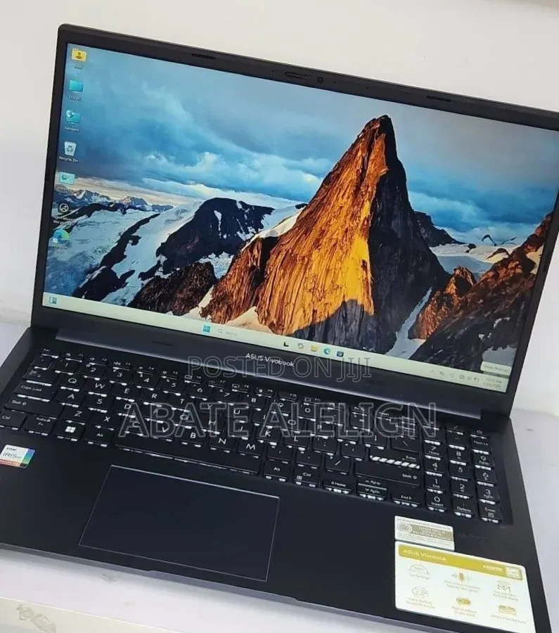 New Laptop Asus VivoBook 15 X505BA 16GB Intel Core i9 SSD 1T
