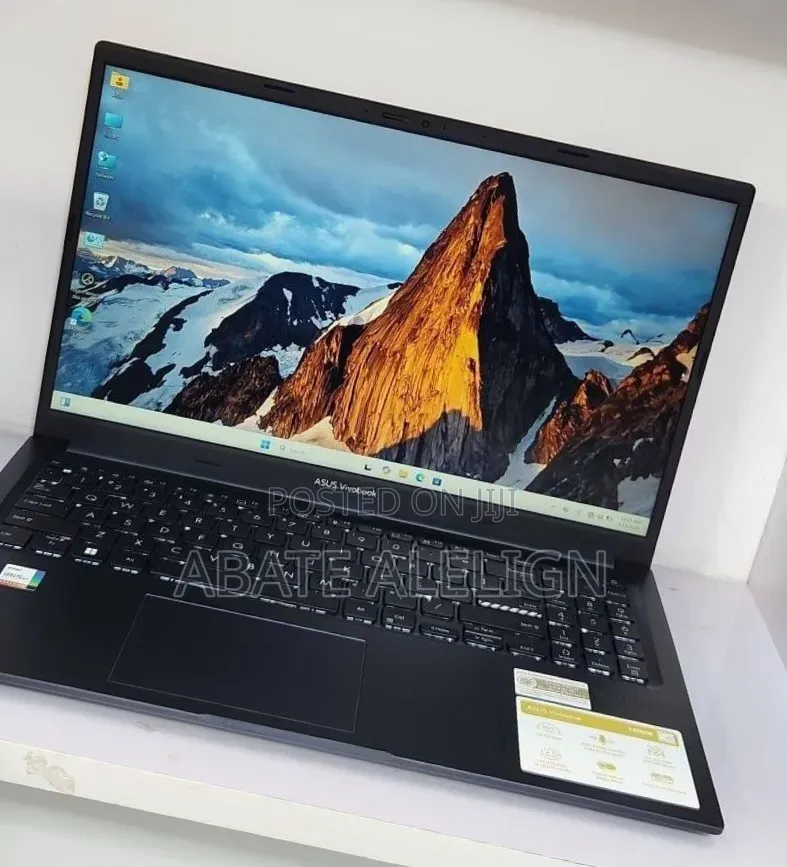 New Laptop Asus VivoBook 15 X505BA 16GB Intel Core i9 SSD 1T
