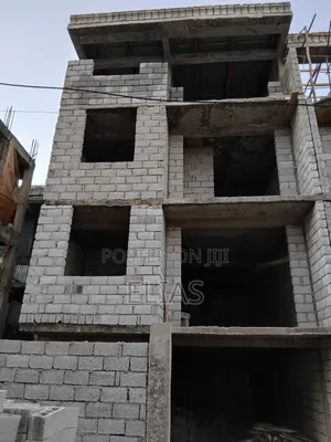 6bdrm House In Akaky Kaliti For Sale