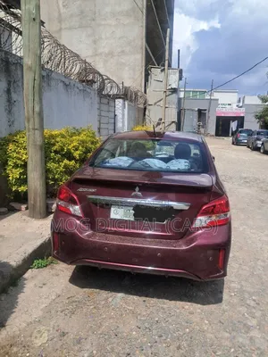 Mitsubishi Attrage 2020 Burgundy