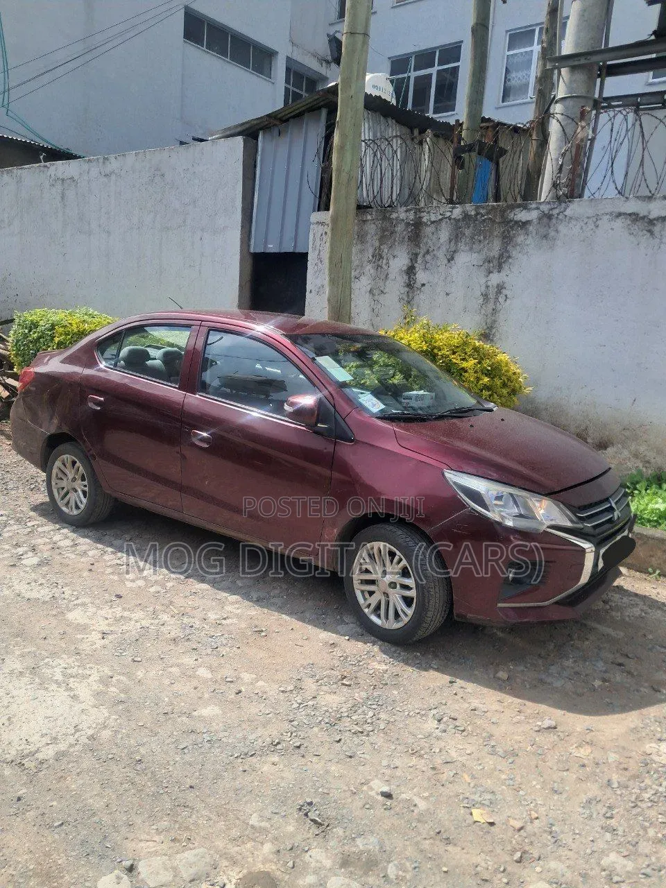 Mitsubishi Attrage 2020 Burgundy