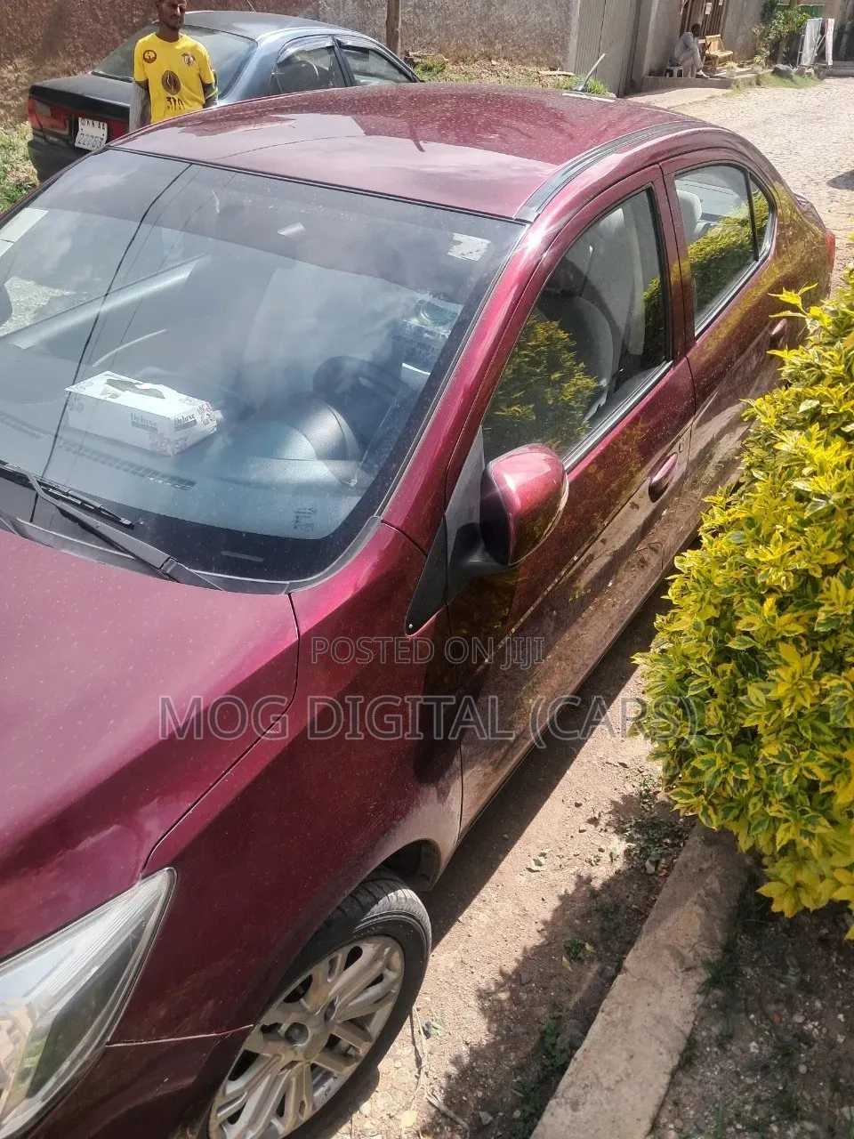 Mitsubishi Attrage 2020 Burgundy